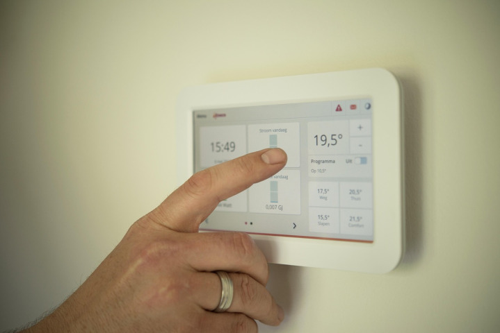 smart thermostat touchscreen wall
